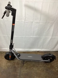Segway Ninebot D18W Foldable Electric Scooter #92 (USED) - Picture 1 of 5