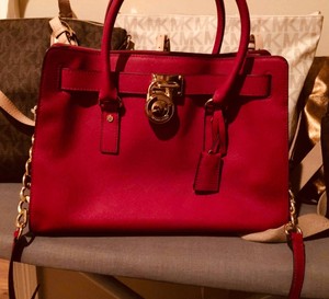 Bolsa Michael Kors Roja Outlet Sale, UP TO 51% OFF | lavalldelord.com