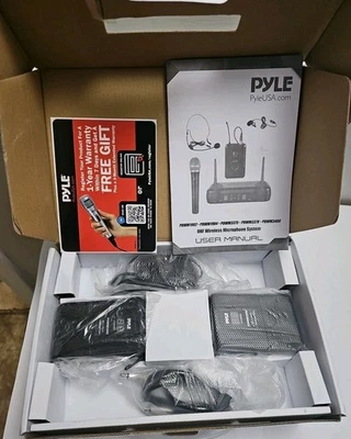Pyle UHF Wireless Microphone System 2 Lavalier 2 Headset Microphones - Black - Image 1 of 4