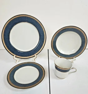 Imperial Lapis L2826 von Mikasa Grande Elfenbein 4 Teile Gedeck - Bild 1 von 11