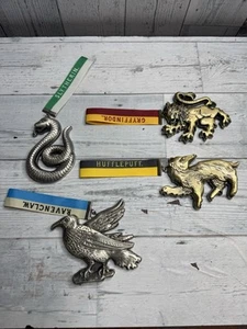 The Noble Collection Hogwarts Mascot Ornaments - 4in (11cm) Christmas Ornaments  - Picture 1 of 7