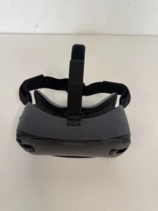Samsung Gear VR Oculus Virtual Headset - Picture 1 of 6