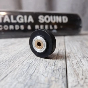 Tascam 32 Teac Reel to Reel – Pinch Roller – Fits 34 & 34B – Genuine Parts - Picture 1 of 4