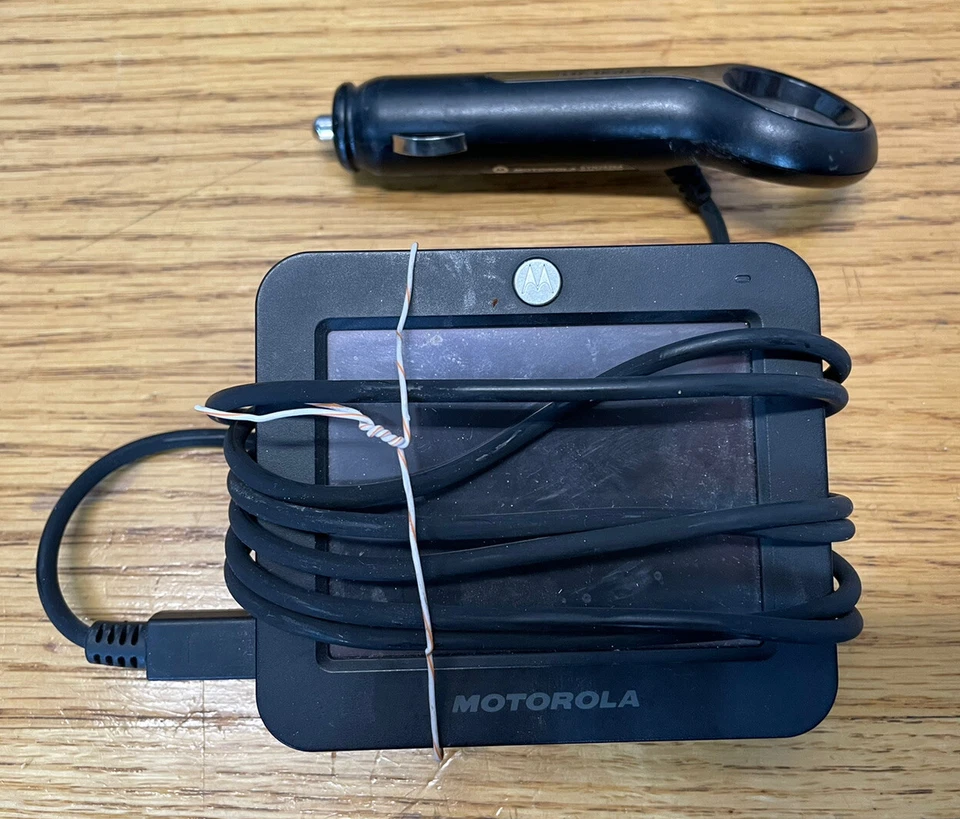 Motorola Model SYN2796A TN20 Automotive GPS Receiver MotoNav - Image 1 of 3