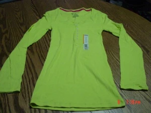 NWT Junior Womens Lightweight Thermal Henley by No Boundaries - Picture 1 of 3