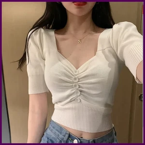 Suéter de punto de manga corta con botones delanteros cuello corazón para mujer - Imagen 1 de 28