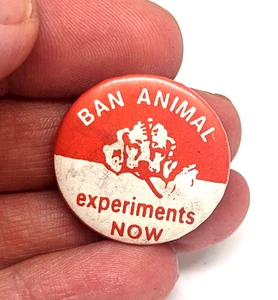HTF RARE 60's Ban Animal Experiments Now Anti Cruelty Testing Puppy Badge P2729 - Picture 1 of 4