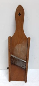 Trituradora cortadora de hierbas ensalada de col de madera vintage 12" de largo 3 1/4" de ancho hecha a mano - Imagen 1 de 6