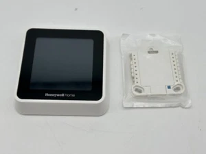 Honeywell Home T5 Wi-Fi Smart Thermostat - RTH8800WF - Picture 1 of 3