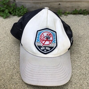NEW ERA New York Yankees Trucker Hat Youth Boys Adjustable Snapback Cap MLB - Picture 1 of 6