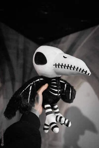 Juguete de peluche Poe's Raven gótico emo punk - Imagen 1 de 11