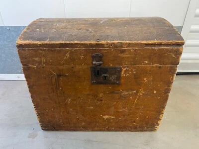 🔥 Cofre pintado de arte popular noruego americano histórico antiguo de Minnesota, década de 1880 Foto 1 de 4