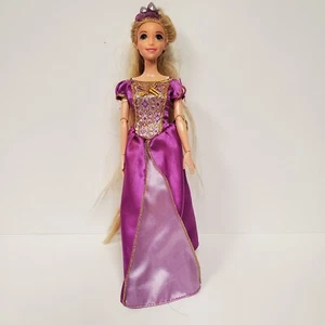 Muñeca Disney Mattel Princesa Rapunzel 2012 - Imagen 1 de 11
