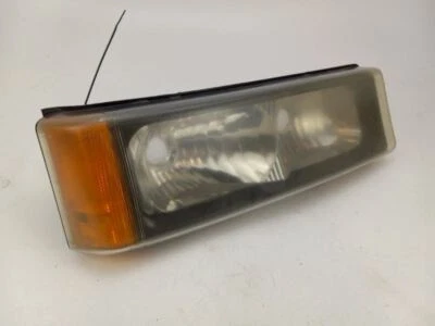 2003-2007 CHEVROLET SILVERADO 1500 FRONT RIGHT TURN SIGNAL - Image 1 of 4