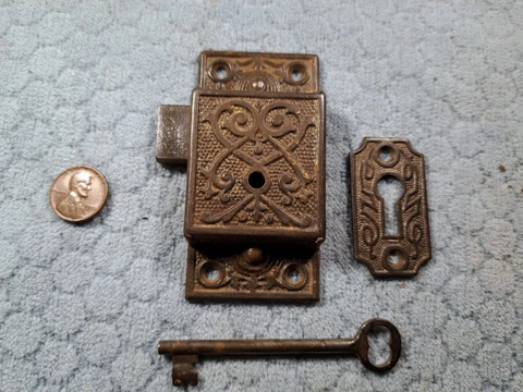 Decorative Cupboard Door Lock Surface Mounted Reversible Cover