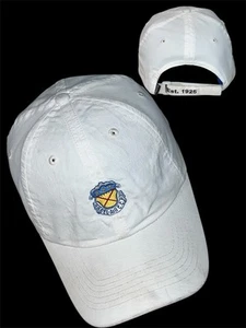 Weißer bestickter Bel-Air Country Club Golf-Tennishut mit Trägerrücken. von Imperial - Bild 1 von 8