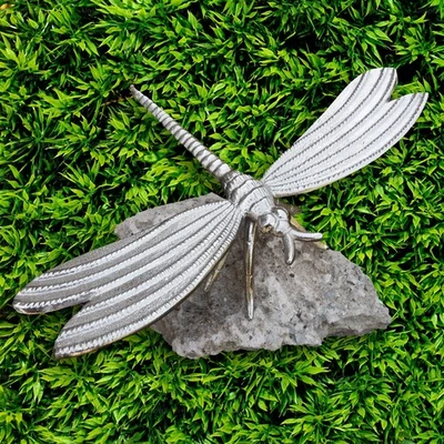 Estatuilla libélula de aluminio fundido grande estante cuidador jardín patio decoración 11,5 pulgadas Foto 1 de 4