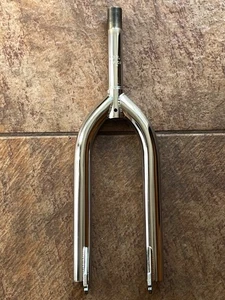 Show Mounted Chrome 1998 DYNO / AKISU 1" THREADED FORK 20" Old Mid School BMX GT - Picture 1 of 12