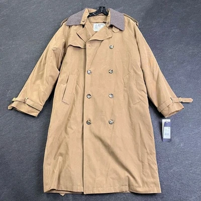 Trench coat masculino LONDON FOG clássico peito duplo tamanho 40R cáqui - Imagem 1 de 4