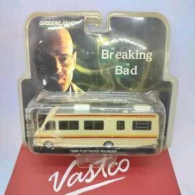 2015 Greenlight Breaking Bad 1986 Fleetwood Bounder 1:64 Scale Diecast RV #33021 - Image 1 of 4