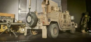Neumático de repuesto Humvee múltiples escalas, piezas de hobby - Imagen 1 de 6