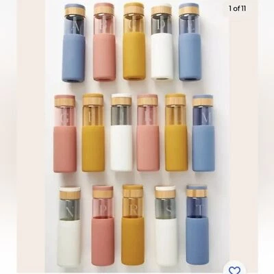 Botella de agua de vidrio con monograma Anthropologie Siena inicial "H" Foto 1 de 4