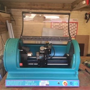 We will convert a Boxford CNC Milling Machine to Mach3 or Linux CNC - Picture 1 of 10