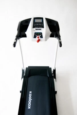 TAPIS ELETTRICO KOOLOOK COLORE WHITE CON  INCLINAZIONE ELETTRICA 0- 15% 2.0 HP - Immagine 1 di 4