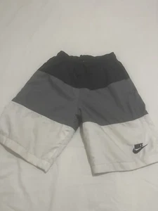Nike  Boys Short Size M - Picture 1 of 3
