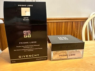Givenchy Prisme Libre Loose Setting Powder 2 Satin Blanc CLASSIC VERSION .42 Oz - Image 1 of 4