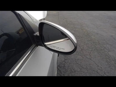 2019-2021 CHEVROLET SONIC FRONT RIGHT DOOR REAR VIEW MIRROR OEM 95205435 - Image 1 of 4