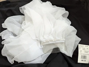 1 Layer Chiffon Veil with Comb 3 ft. long never used from David's Bridal Wedding - Picture 1 of 5