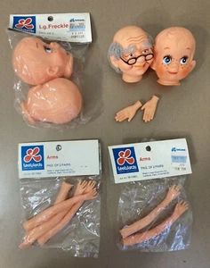 Lotto di pezzi di bambole vintage NOS LeeWards - alcuni nuovi e sigillati! - Foto 1 di 5