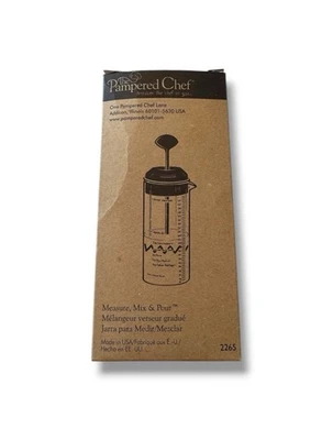 Pampered Chef 2265 Measure Mix Pour Salad Dressing Mixer Maker USA Retired NIB - Image 1 of 4
