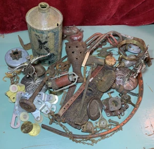 Steampunk Assemblage Art Pieces Mixed Media Rusty Iron Metal Parts 12 pounds - Picture 1 of 12