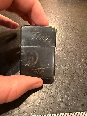 Isqueiro Zippo EUA Minúsculo militar monograma Rentz FFG-46 - Imagem 1 de 4