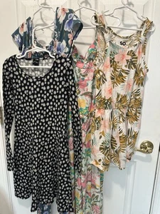 Spring/Summer - Girls Clothing - Picture 1 of 5