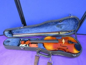 Josef Lorenz Luby Schonbach 23" 1/4in Size 4 Made in Czechoslovakia w/ Hard Case - Picture 1 of 12