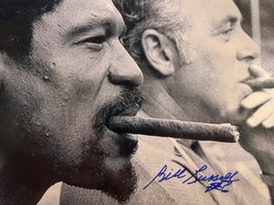 Autógrafo e inscripción de Bill Russell #6 foto de colección de Hollywood de 10x8 holograma de 10x8 - Imagen 1 de 7