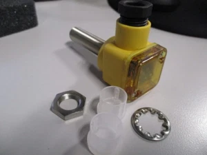 NEW Turck Bi2-EG12SK-AD4X Proximity Switch - Picture 1 of 3