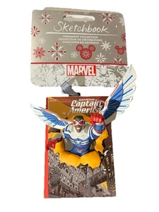 Capitán América #1 Sam Wilson 3D adorno navideño Disney Marvel nuevo con etiquetas - Imagen 1 de 6