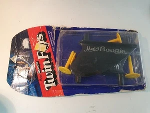 Morey Boogie Twin Fins 1980 - Picture 1 of 3