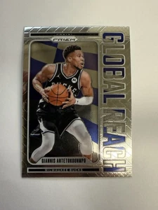 24-25 Prizm Global Reach Giannis antetokoumpo #4๐ - Picture 1 of 2