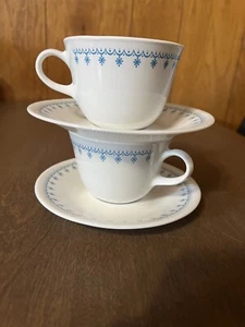 Juego de 2 tazas de té y platillos de café guirnalda copo de nieve azul Corelle de colección - Imagen 1 de 14