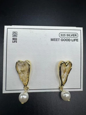 Golden foil pearl 925 Sterling Silver Stud Earrings Girls Kids Ladies Fashion C - Image 1 of 2