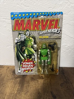 Dr. Doom 4.5" Figure, Marvel Super Heroes - 1993 Toy Biz NEW 011 TC82 - Image 1 of 4