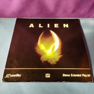 ALIEN Laserdisc LD RIDLEY SCOTT SIGOURNEY WEAVER Extended Play & More Auctions - Picture 1 of 11