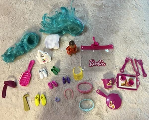Lot Of Barbie Accessories ~ Baby Shoes Purse Cooking Plastic Bag Etc - Picture 1 of 5