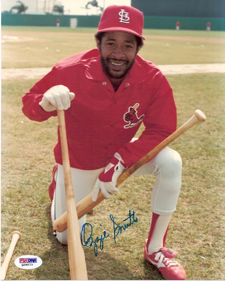 OZZIE SMITH AUTOGRAPH SIGNED AUTO 8 X 10 CARDINALS PHOTO ( 2 BATS )  PSA /DNA - Image 1 of 1