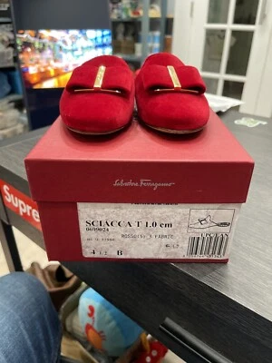 Salvatore Ferragamo Pisos Talla 4.5 Foto 1 de 4